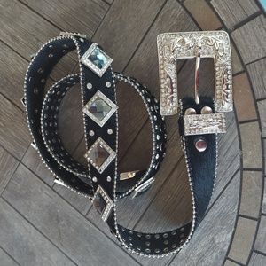 Blingy cowhide belt